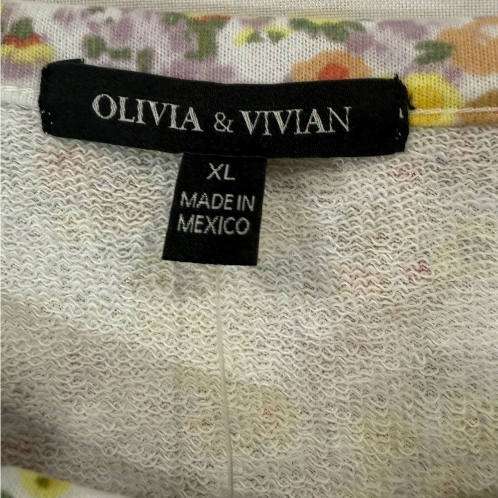 Olivia & Vivian Sweatshirt Boatneck Cropped Boxy Floral Multi Color Size: XL NWT - Picture 4 of 8